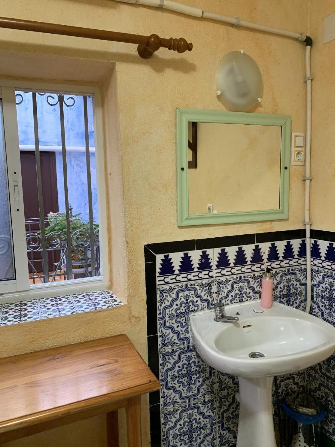 Pension Lisdos Sevilla Kültér fotó