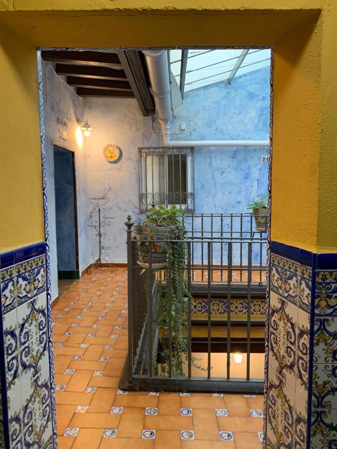 Pension Lisdos Sevilla Kültér fotó